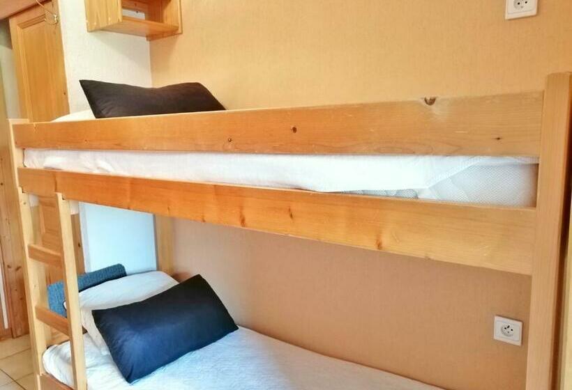 Studio Cosy Avec Balcon, Au Pied Du Télécabine Et Pistes, Centre Village à 150m, 4 Couchages   Fr 1