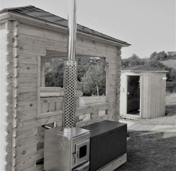 Chez Hygge En Périgord Piscine Et Spa   Villa   Maeltri  12 Pers Gîte Entre Amis 6 Pers Et Gîte   In
