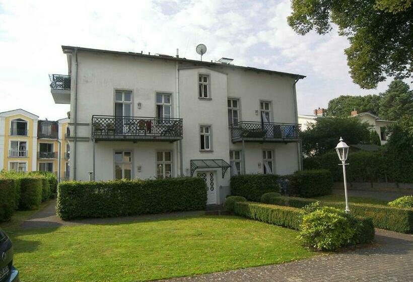 Villa Baroni Nur 200m Vom Ostseestrand Entfernt