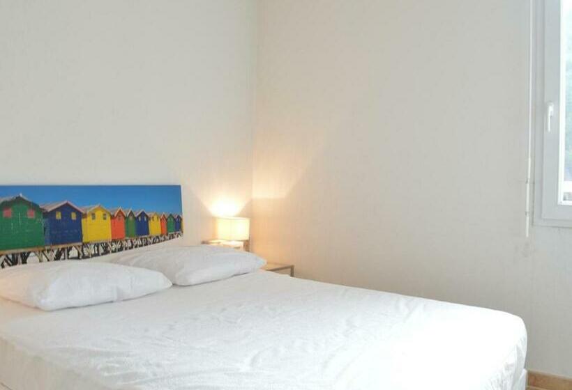 Appartement 2 Pièces Avec Terrasse, Parking, Piscine, Près De La Plage 4 Couchages à Golfe Juan