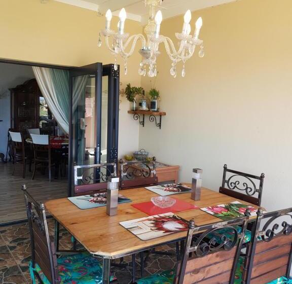 Clanwilliam Hills House