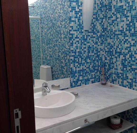 Confortável Casa Condomínio Marbella