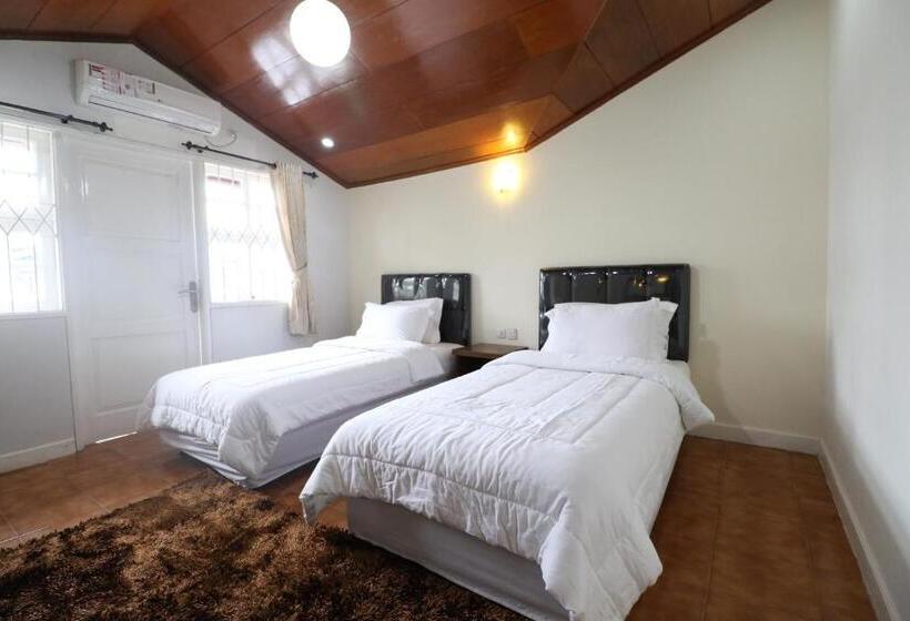 Diyar Villas Puncak Q4/11