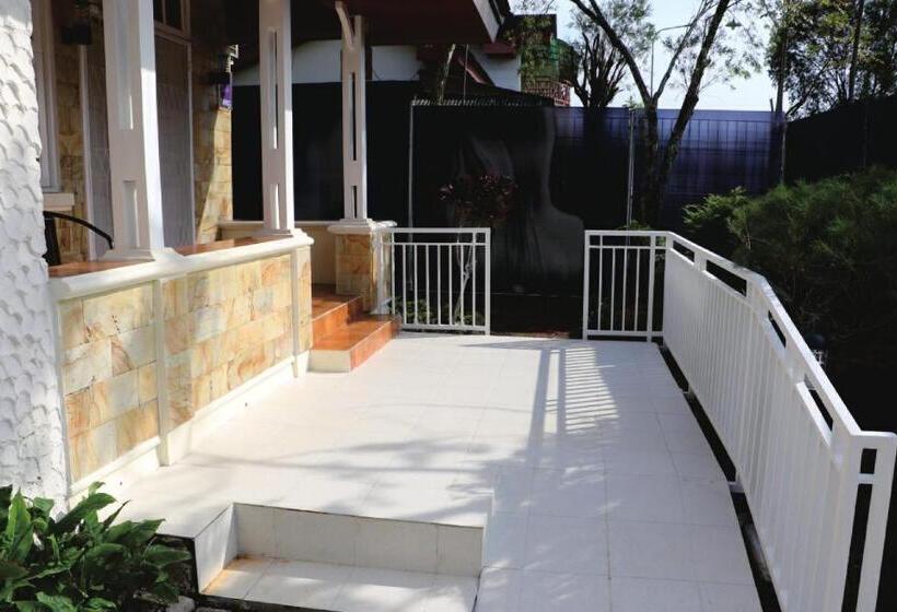 Diyar Villas Puncak Q4/11