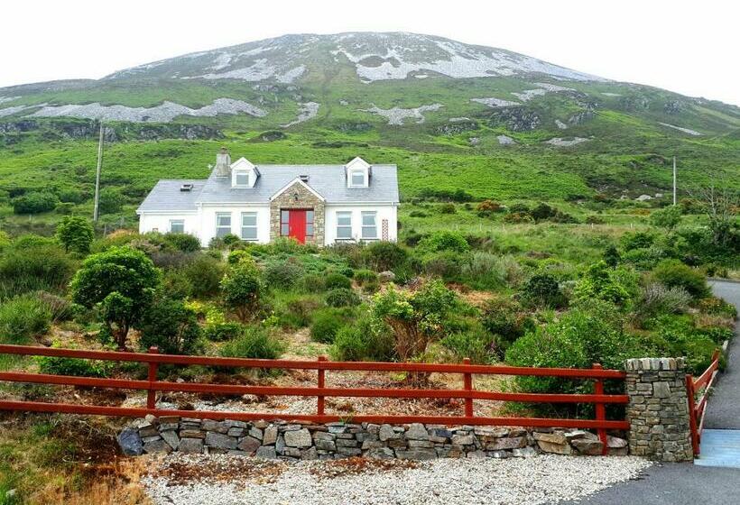Dunlewey Lodge   Self Catering Donegal