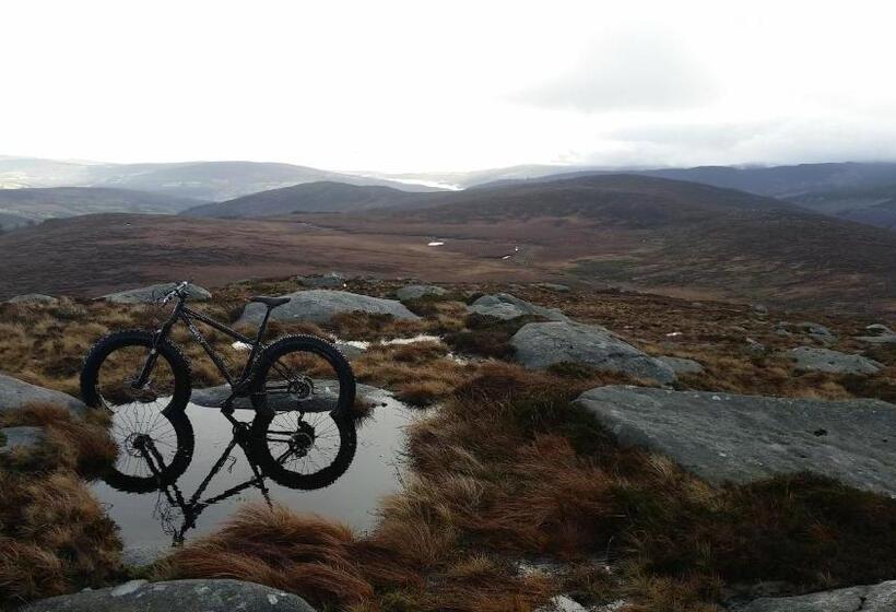 Hilltop Seaview Apartment