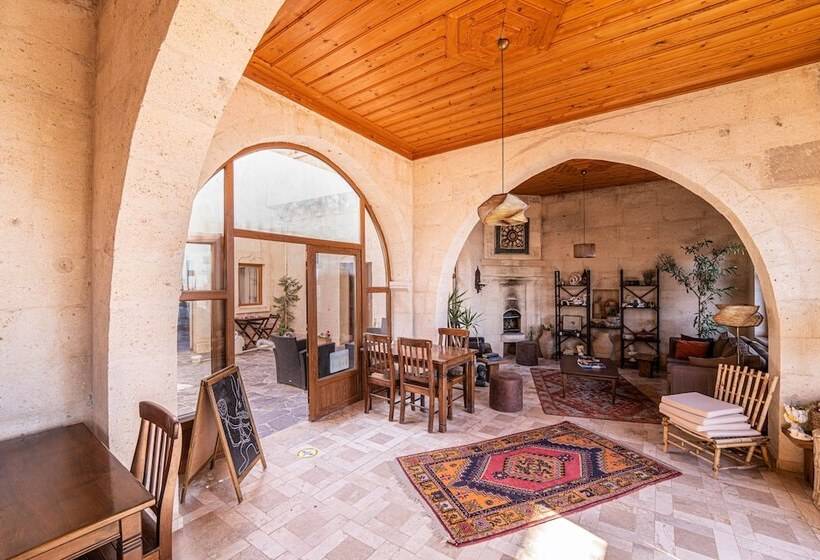 בית מלון כפרי Alice In Cappadocia