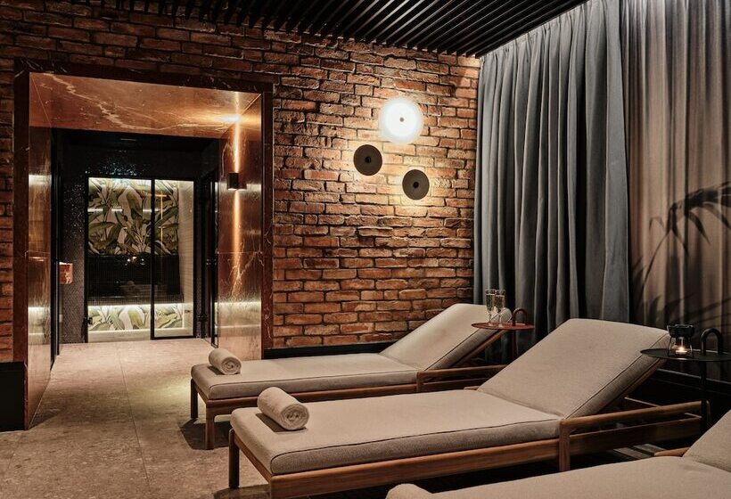 Altus Palace   Destigo Hotels