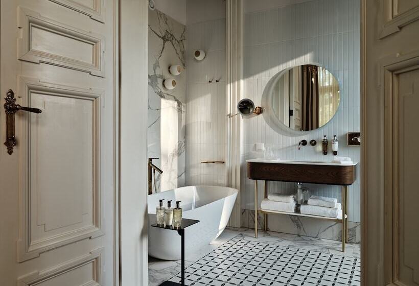 Altus Palace   Destigo Hotels