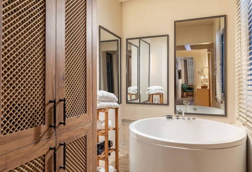 酒店 Gran Via Alsancak