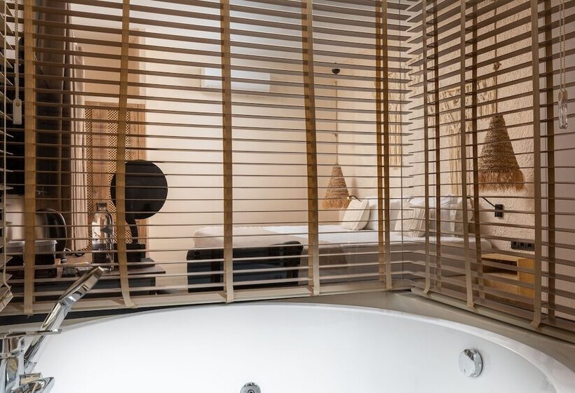 酒店 Gran Via Alsancak