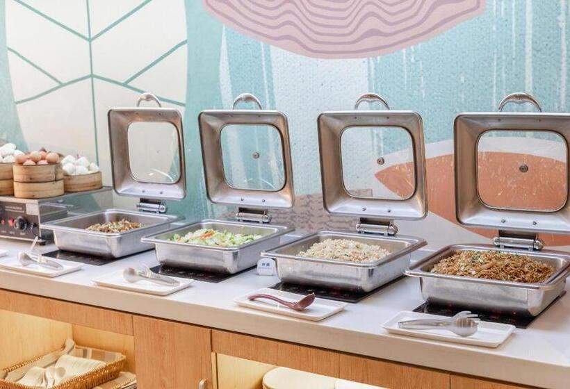 Hanting Hotel Wuhan Guanggu Plaza