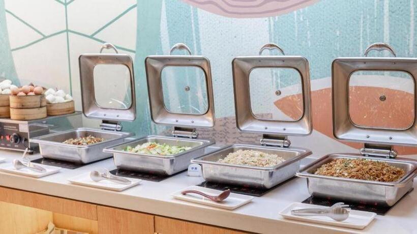 Hanting Hotel Wuhan Guanggu Plaza