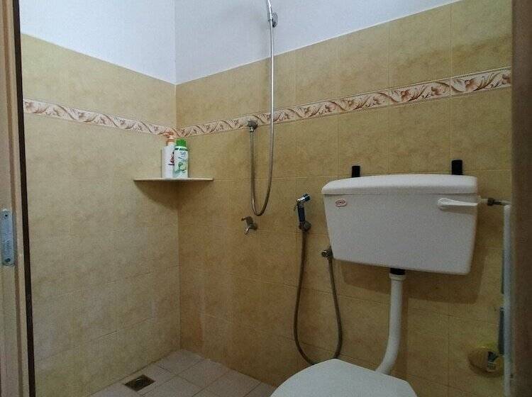 Отель Homestay Masha By Oyo Rooms