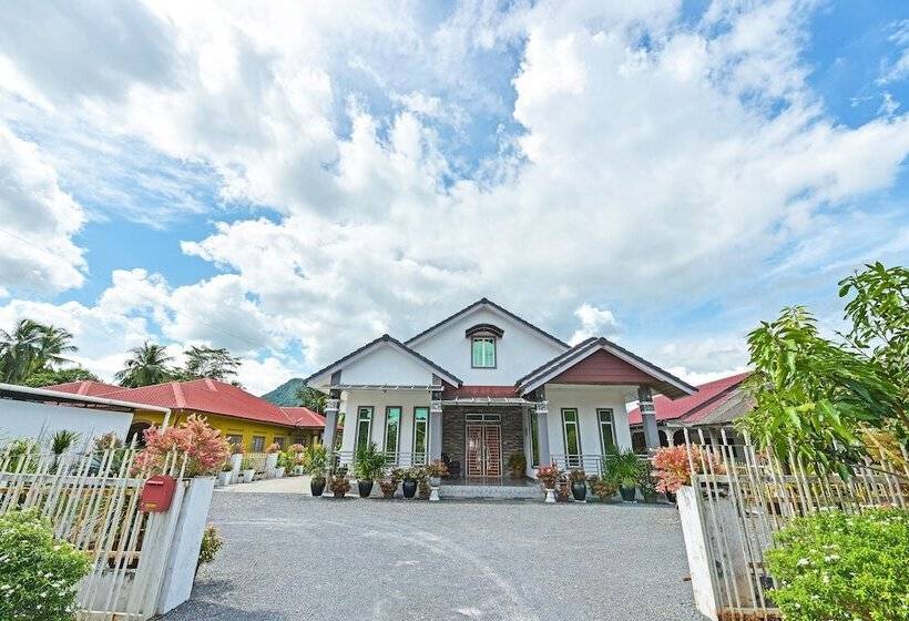 Отель Homestay Masha By Oyo Rooms