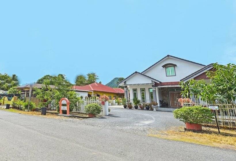 Отель Homestay Masha By Oyo Rooms