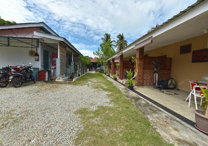 ホテル Inspire Rooms By Oyo Rooms