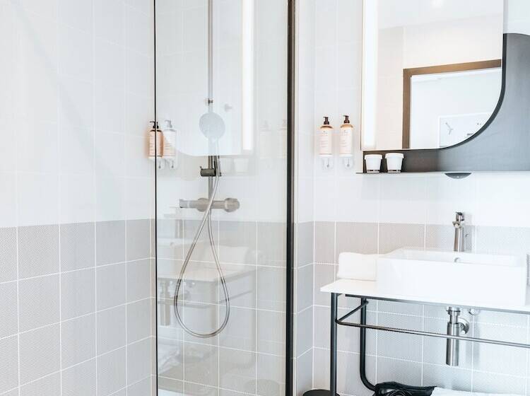 هتل Mercure Brest Centre Port