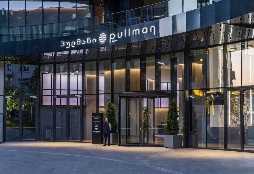 هتل Pullman Tbilisi Axis Towers