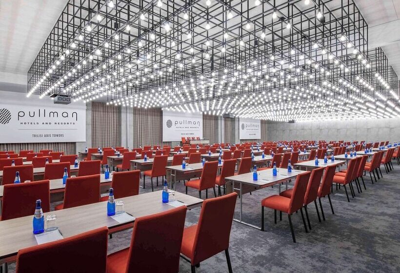 هتل Pullman Tbilisi Axis Towers