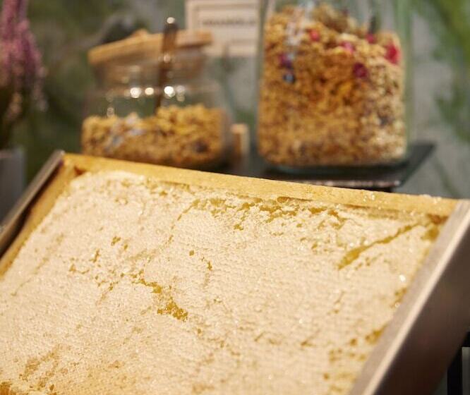 Q Hotel Plus Wrocław Bielany