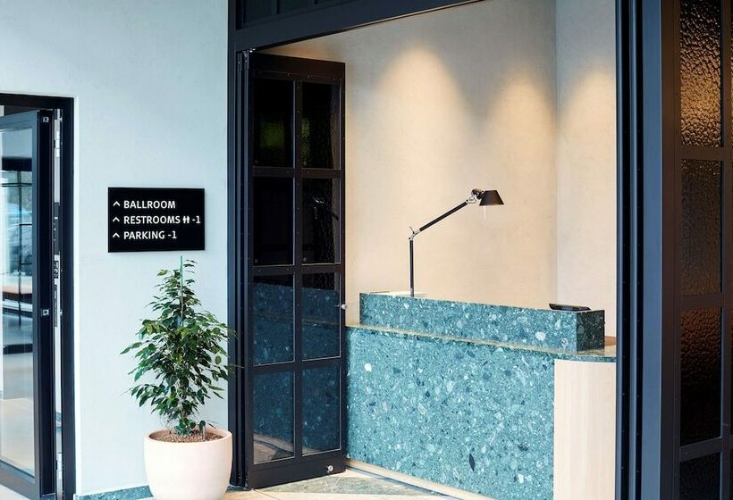 בית מלון כפרי Scandic Frankfurt Hafenpark