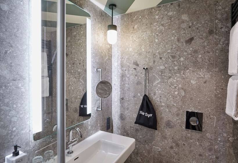 בית מלון כפרי Scandic Frankfurt Hafenpark