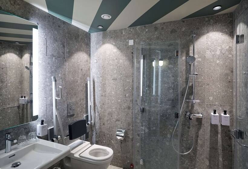 בית מלון כפרי Scandic Frankfurt Hafenpark