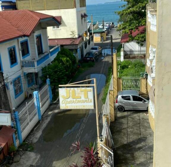 Julz Tropical Apartments