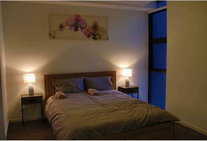 Liverpool New Apt 2br And 2bath