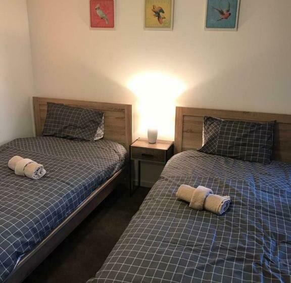 Liverpool New Apt 2br And 2bath