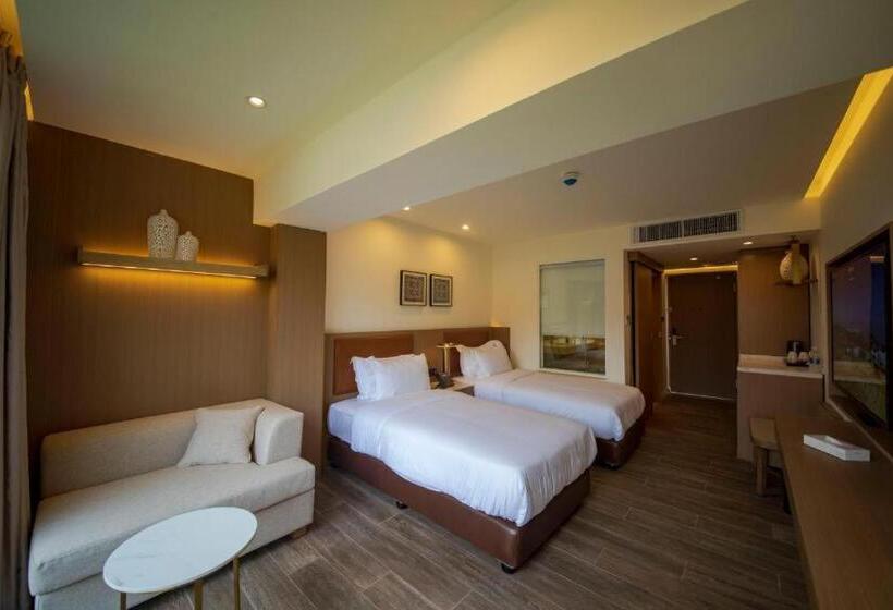 Luxotel Aqaba Beach Resort & Spa Only 15 Years Plus