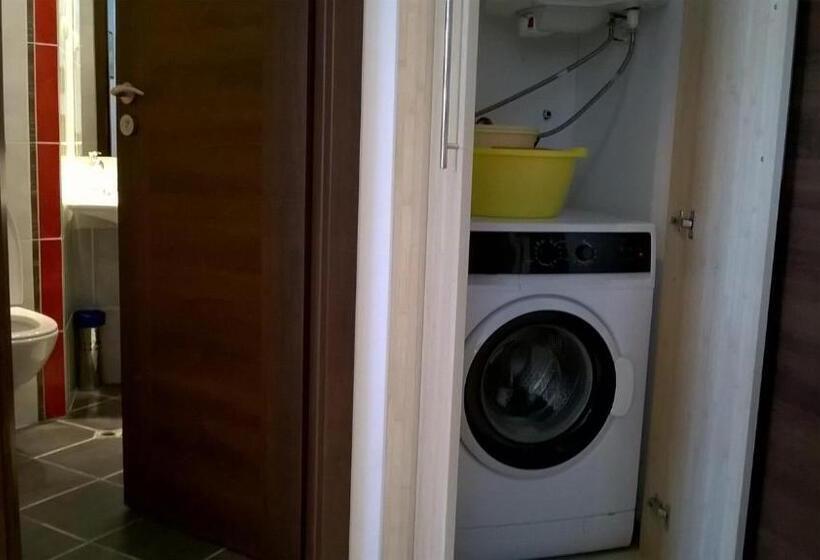 Marina City Panoramic Sea View Apartment