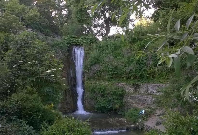 Marina City Panoramic Sea View Apartment