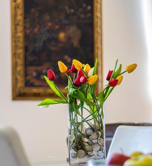 Pinky By Portofinohomes