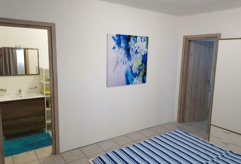 Salentum Villa Miami   Con Ampia Terrazza