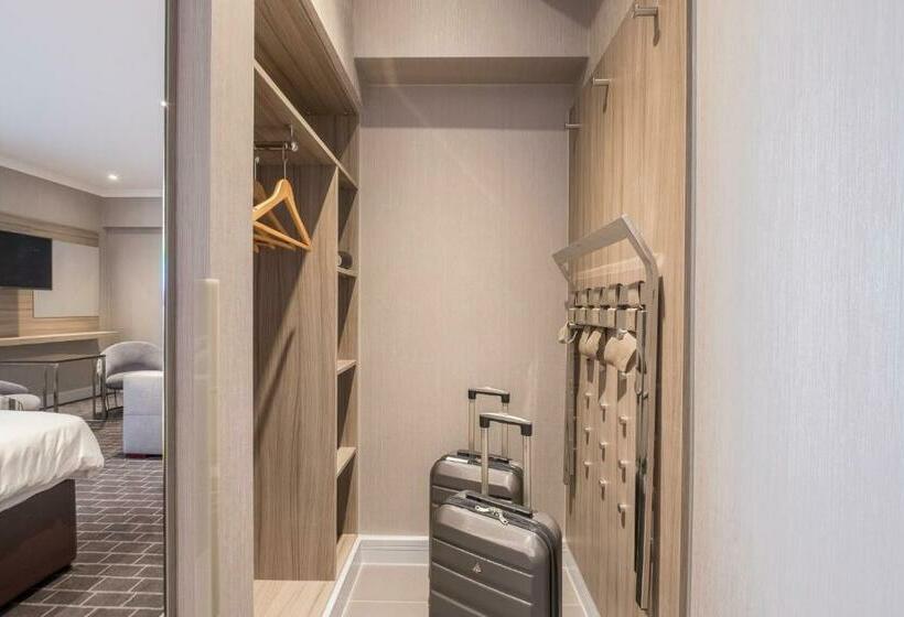 ホテル City Sleeper At Royal National