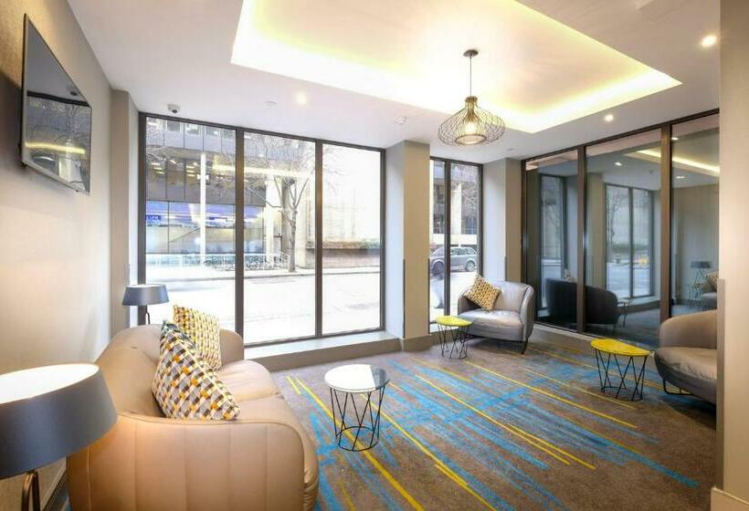 ホテル City Sleeper At Royal National