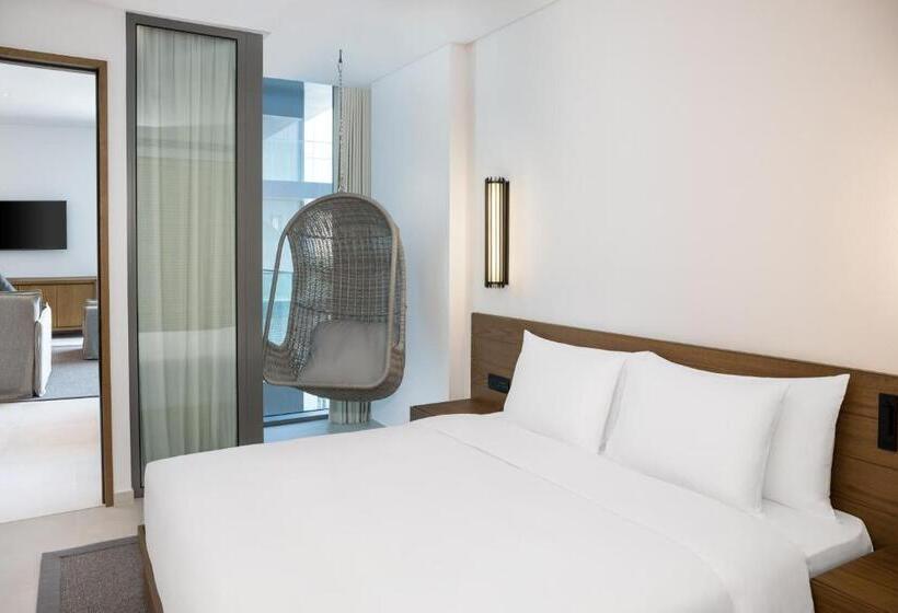 هتل Radisson Beach Resort Palm Jumeirah