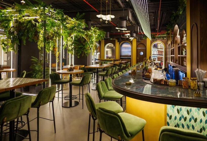 هتل Radisson Beach Resort Palm Jumeirah