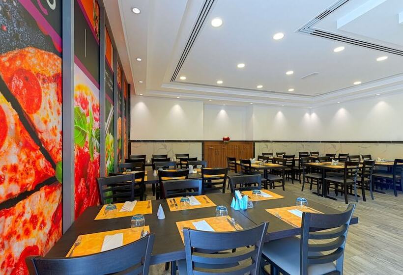 Time Moonstone Hotel Apartments