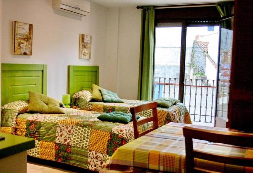 Apartamentos Turisticos Mirayuste