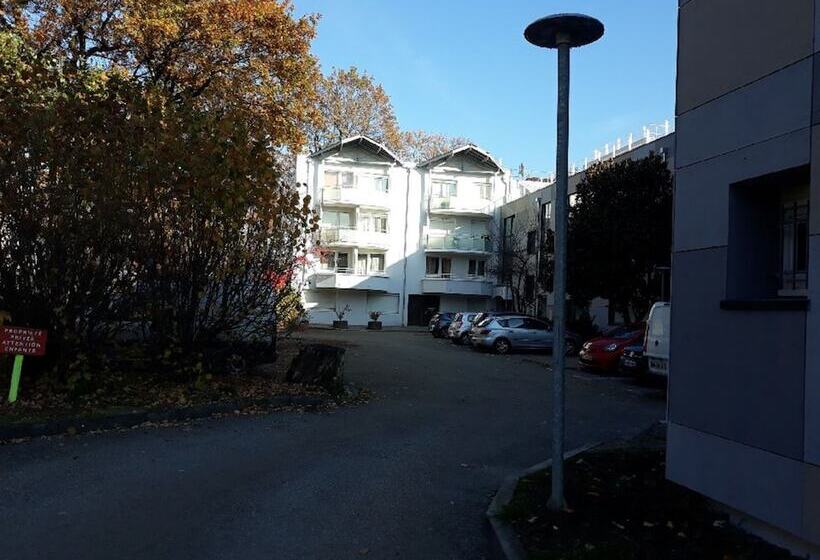 Appart Hotel Tempologis   Meylan