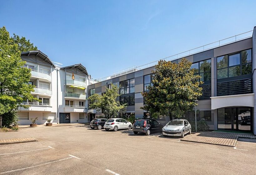 Appart Hotel Tempologis   Meylan