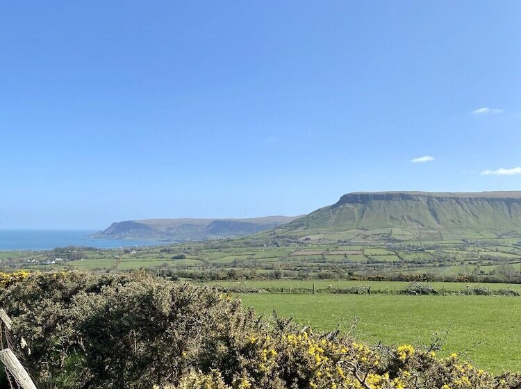 مبيت وإفطار Cullentra House