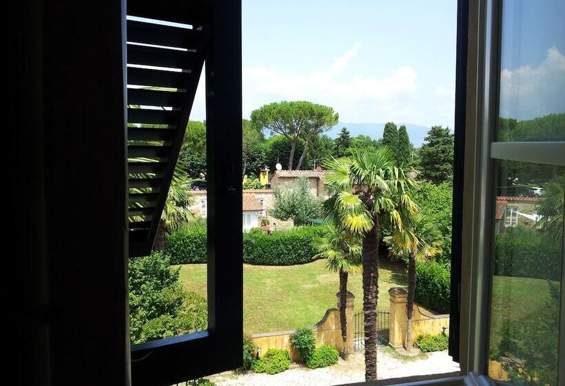 مبيت وإفطار Villa La Perla