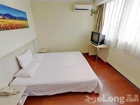 Hotel Hanting Express Shanghai Maoming Road