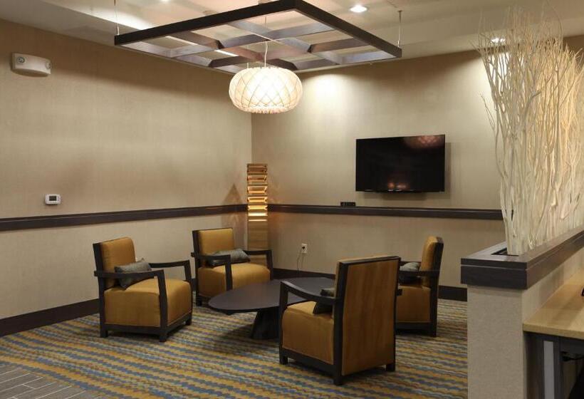 Holiday Inn Express Hotel & Suites Goldsboro   Base Area, An Ihg