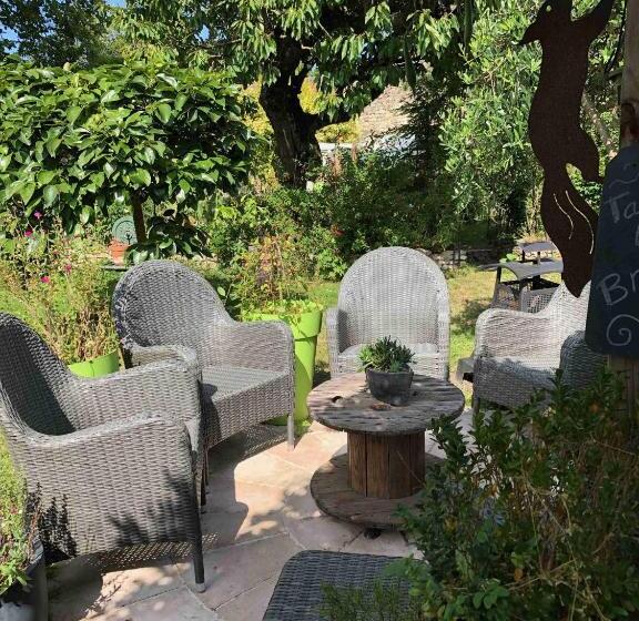 فندق Aggarthi Bed And Breakfast