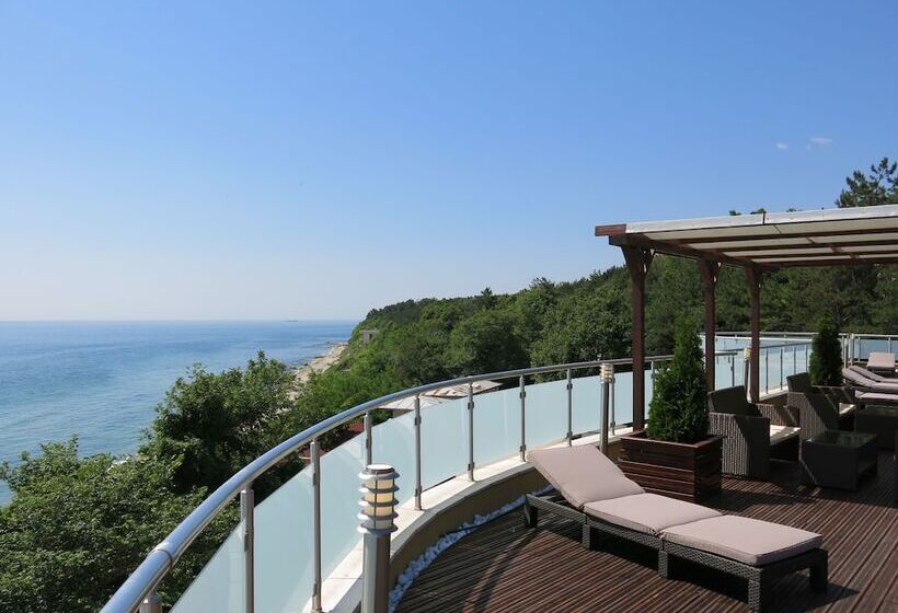 בית מלון כפרי Albizia